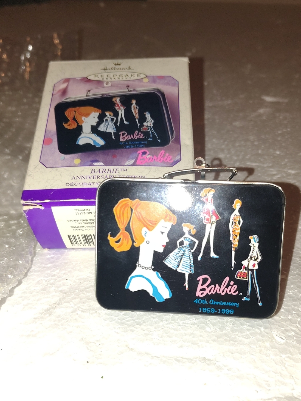 Barbie Anniversary Edition Hallmark Keepsake Ornament (Vintage/1997)